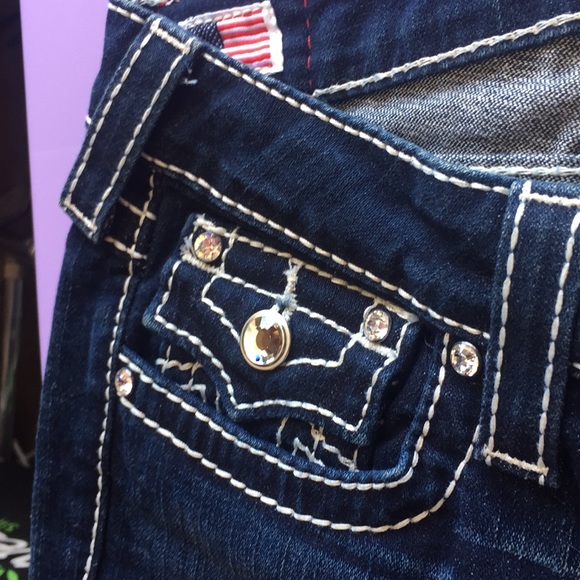 Fabulous True Religion Jeans w/Swaraski👖💎 - Picture 3 of 6